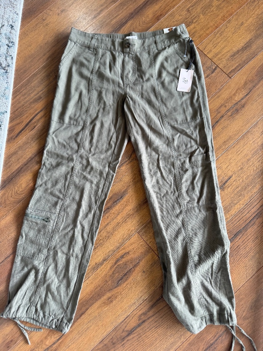Sincerely Jules Olive Cargo Parachute Pants Size M NWT